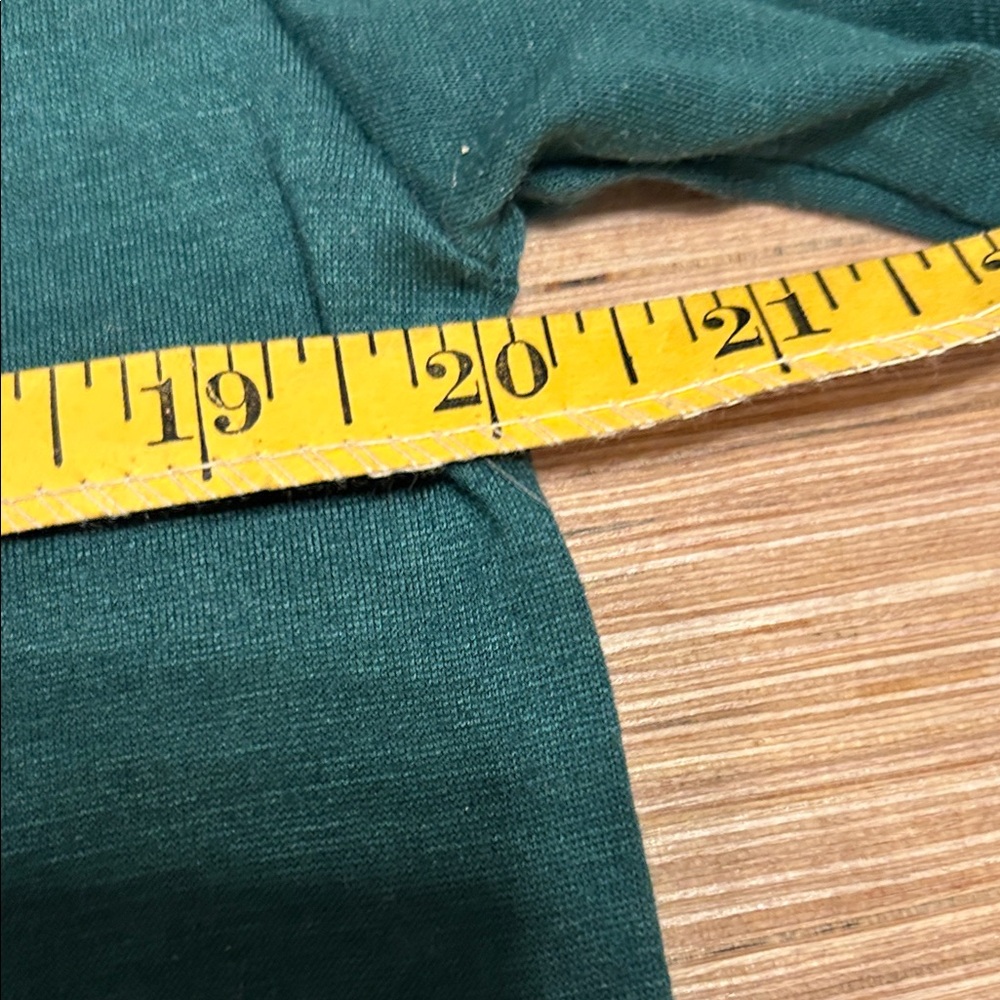 Elegant Forest Green Dandelion Tee - Picture 3 of 5